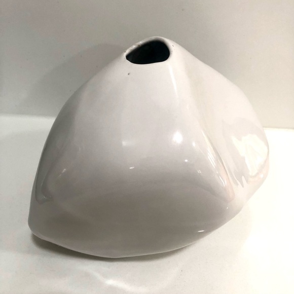 Unique Organic Form Vase - Picture 5 of 7